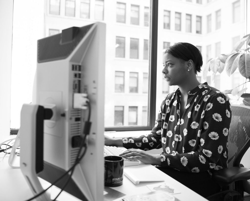 pexels-christina-morillo-1181639